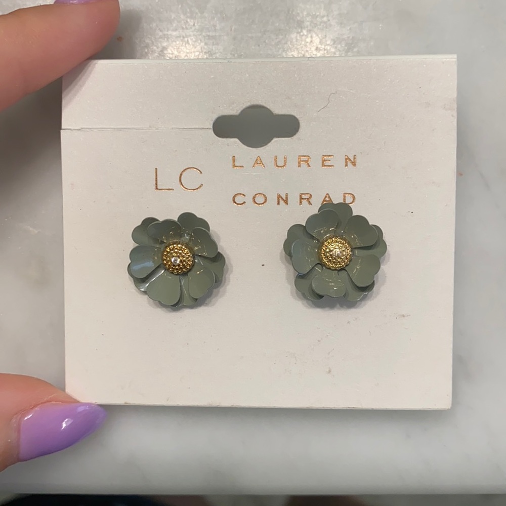 NWOT earrings